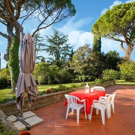 Villa Exquisite In With Garden